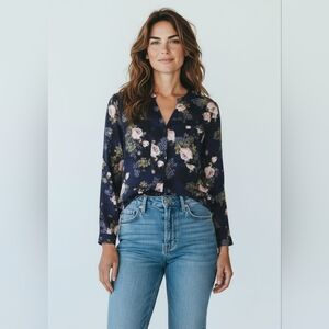JustFab Midnight Blue Floral Long Sleeves Blouse Size Small